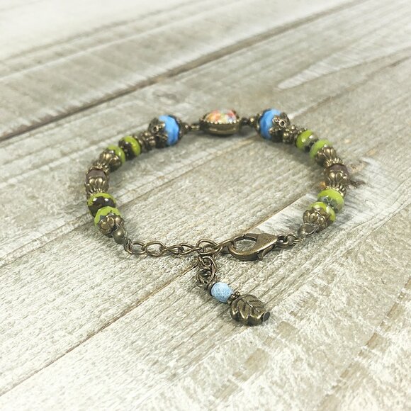 MillefioriHeart Cabochon in Bronze Bracelet with Czech Glass Beads - Picture 4 of 8